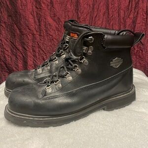 Black Harley Davidson boots